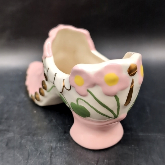 Vintage Porcelain Pink Glazed Pump / Shoe - Floral Decoration Gold Tone Accents - Picture 7 of 13
